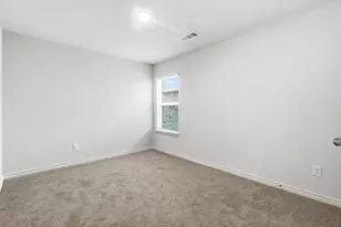 1600 Luke St, Ennis, TX 75119 - Photo 23