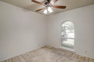 6709 Summit Ridge Dr, Watauga, TX 76148 - Photo 13