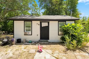 2000 Parrish St, Bellmead, TX 76705 - Photo 5
