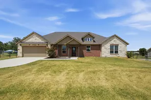 1009 Northern Oaks Ct, Springtown, TX 76082 - Photo 1