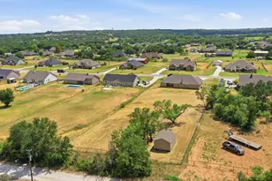 1009 Northern Oaks Ct, Springtown, TX 76082 - Photo 39
