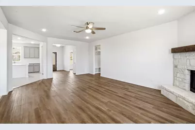 1009 Northern Oaks Court, Springtown, TX 76082 - Photo 15