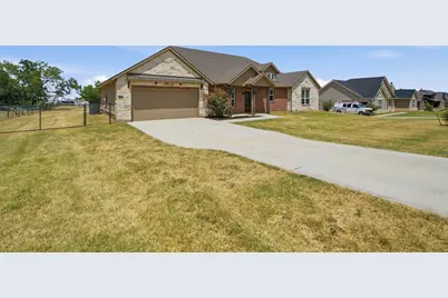 1009 Northern Oaks Court, Springtown, TX 76082 - Photo 29