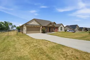 1009 Northern Oaks Ct, Springtown, TX 76082 - Photo 29