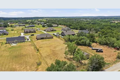 1009 Northern Oaks Court, Springtown, TX 76082 - Photo 37