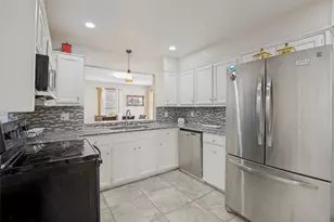 2006 E Branch Hollow Dr, Carrollton, TX 75007 - Photo 17