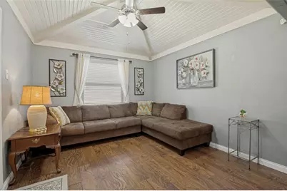 2006 E Branch Hollow Drive, Carrollton, TX 75007 - Photo 7
