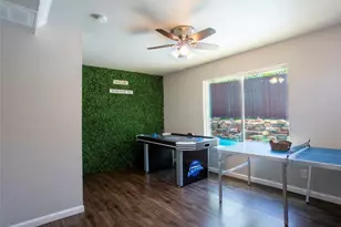 641 Furlong Dr, Dallas, TX 75211 - Photo 25