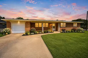401 W Lamberth Rd, Sherman, TX 75092 - Photo 1