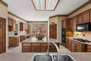 11018 Freemont Trail, Frisco, TX 75033 - Photo 9