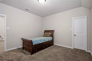 921 Viburnum Dr, Fort Worth, TX 76131 - Photo 31