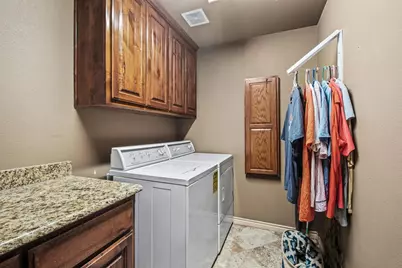 112 Knight Court, Springtown, TX 76082 - Photo 19