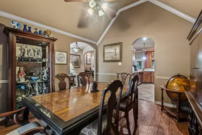 112 Knight Court, Springtown, TX 76082 - Photo 13