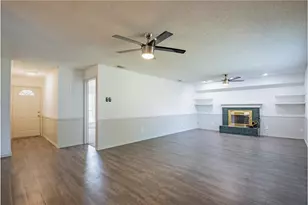 1017 Mill River Dr, Garland, TX 75043 - Photo 9