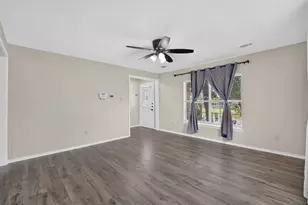 1914 Stanford St, Greenville, TX 75401 - Photo 7