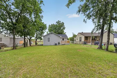 1914 Stanford Street, Greenville, TX 75401 - Photo 31