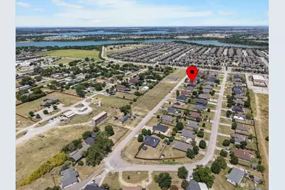 144 Price Circle, Hackberry, TX 75036 - Photo 35
