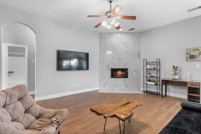 144 Price Circle, Hackberry, TX 75036 - Photo 5