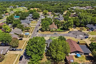 2606 Worth Forest Ct, Arlington, TX 76016 - Photo 33