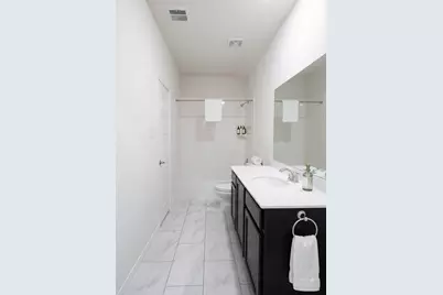 2450 Siskiyou Street, Lewisville, TX 75056 - Photo 19