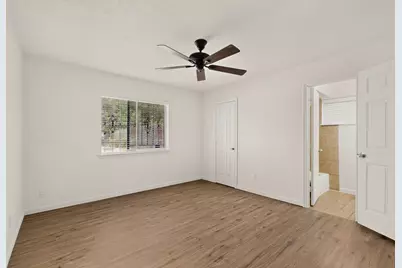 9905 Grove Oaks Boulevard, Dallas, TX 75217 - Photo 15