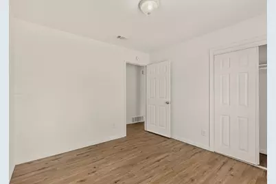 9905 Grove Oaks Boulevard, Dallas, TX 75217 - Photo 27