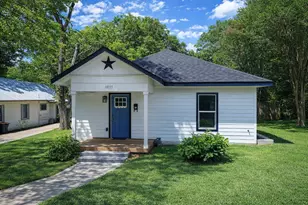 1017 E Washington St, Paris, TX 75460 - Photo 1