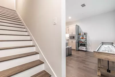 1771 McCoy Street #202, Dallas, TX 75204 - Photo 17