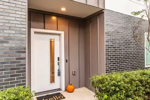 1771 Mccoy St, Dallas, TX 75204 - Photo 3