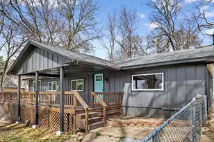 107 Lakewood Dr, Mabank, TX 75156 - Photo 5