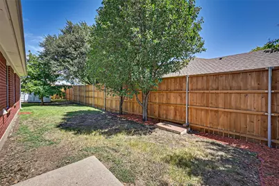 907 Clear Creek Drive, Arlington, TX 76001 - Photo 25