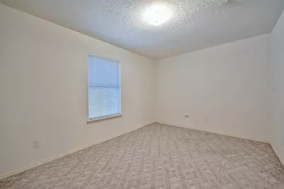 907 Clear Creek Drive, Arlington, TX 76001 - Photo 21