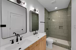 914 N 10th St, Waco, TX 76707 - Photo 17
