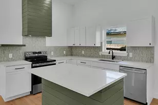 914 N 10th St, Waco, TX 76707 - Photo 9