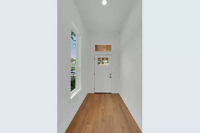 914 N 10th Street, Waco, TX 76707 - Photo 3