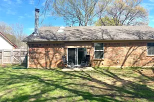 2610 N Casa Blanca Ct, Arlington, TX 76015 - Photo 21