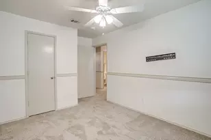 2610 N Casa Blanca Ct, Arlington, TX 76015 - Photo 25