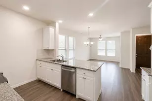 6713 Farsight Dr, Fort Worth, TX 76179 - Photo 9