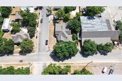 314 N Anglin Street, Cleburne, TX 76031 - Photo 33