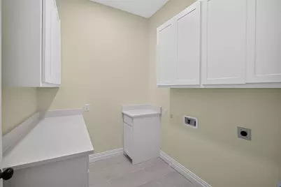 314 N Anglin Street, Cleburne, TX 76031 - Photo 9