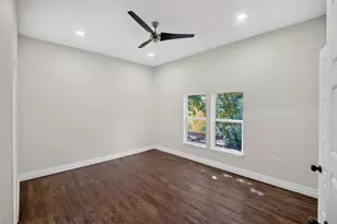 314 N Anglin St, Cleburne, TX 76031 - Photo 17