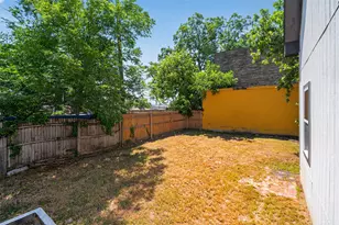 314 N Anglin St, Cleburne, TX 76031 - Photo 21