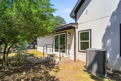 314 N Anglin Street, Cleburne, TX 76031 - Photo 31