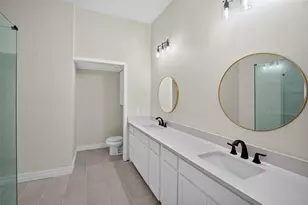 314 N Anglin St, Cleburne, TX 76031 - Photo 27