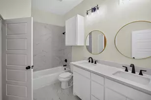 314 N Anglin St, Cleburne, TX 76031 - Photo 13