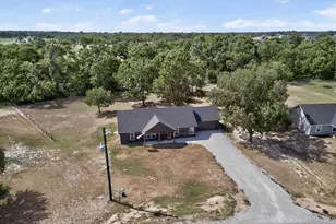 1069 Hereford Dr, Springtown, TX 76082 - Photo 33