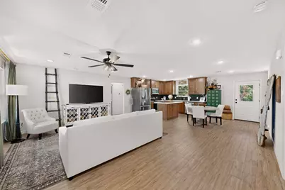 1069 Hereford Drive, Springtown, TX 76082 - Photo 5