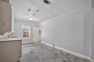 2813 E Rosedale St, Fort Worth, TX 76105 - Photo 19
