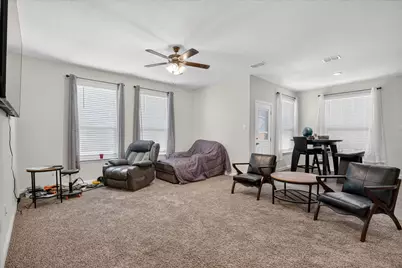 1104 Larkspur Lane, Cleburne, TX 76033 - Photo 5