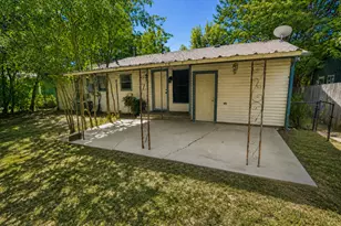 1004 Cordell St, Denton, TX 76201 - Photo 11
